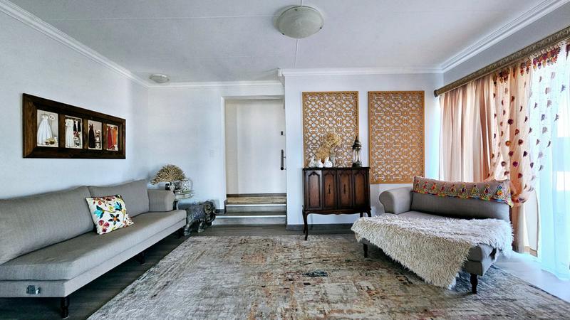 4 Bedroom Property for Sale in Dana Bay Western Cape